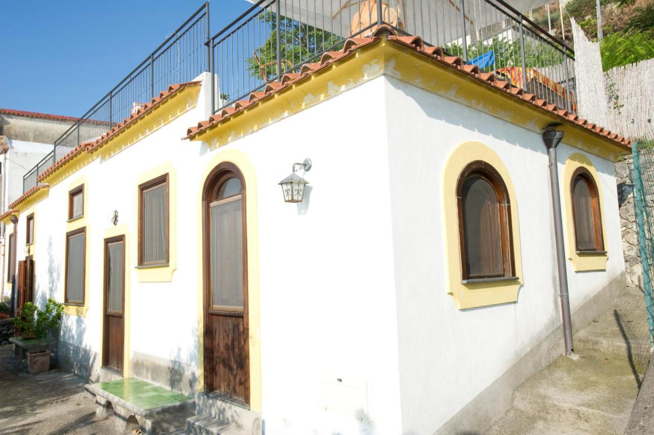 La Casina Del Pennolo, Casa Stani 60 Mq. Villa Conca dei Marini Exteriör bild